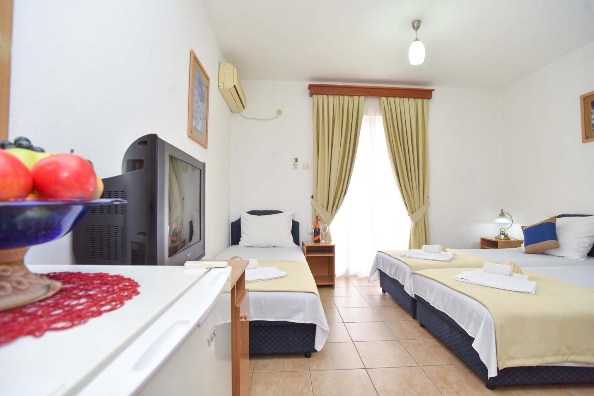 Apartments Pedja Zec Budva Room photo